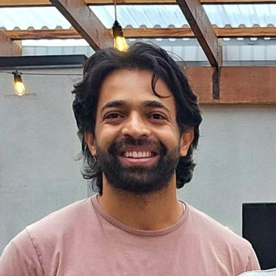 Thariq's X profile image